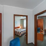 Ξενοδοχείο April Panorama