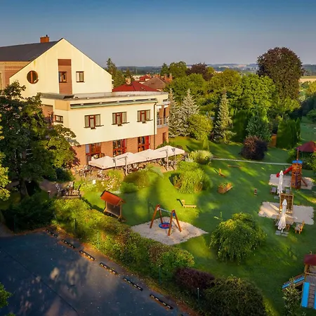 April Panorama Ξενοδοχείο