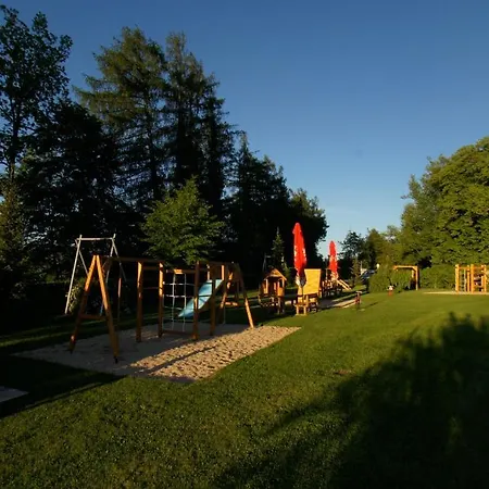 Otel April Panorama 4*